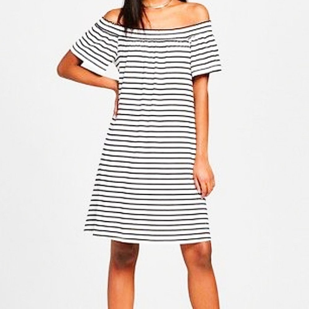 Mossimo Off Shoulder Striped Shift Dress Sz M NWT